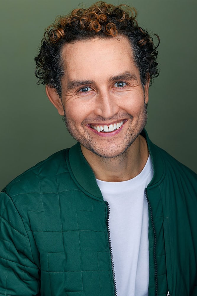 Dustin Valenta Headshot