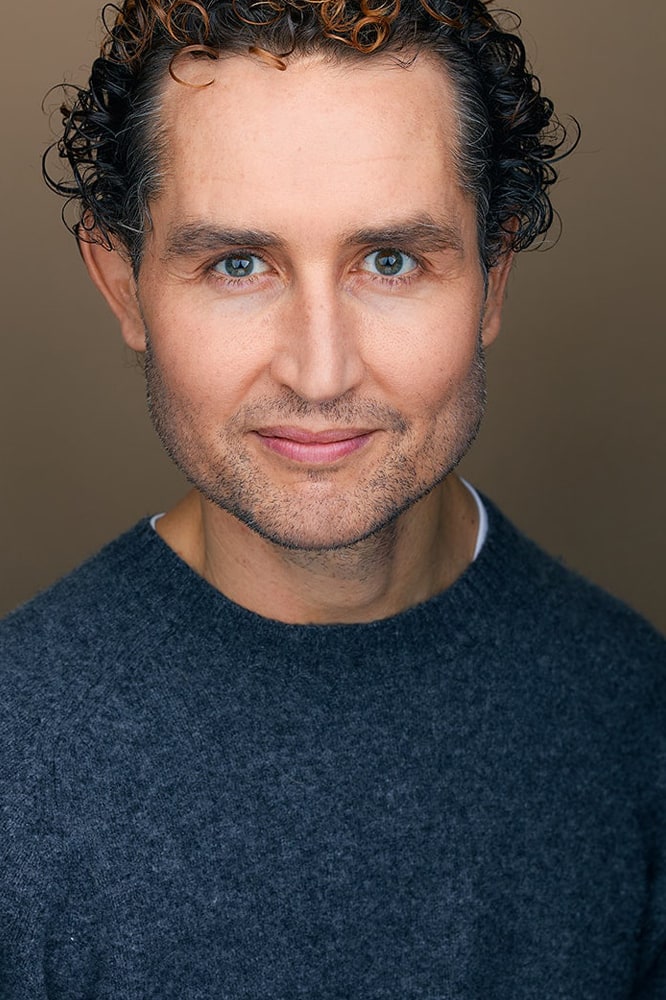 Dustin Valenta Headshot